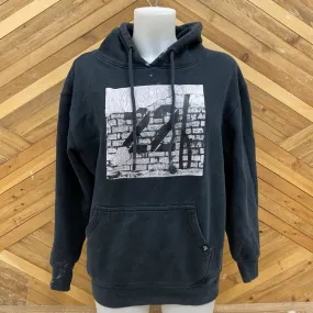 22 Fresh - yourh hoodie- MSRP $70: Black -children-xxl Y 22 Fresh - yourh hoodie- MSRP $70: Black -children-xxl Y