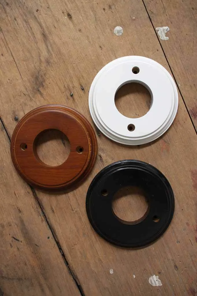 Curved Ceiling Rose