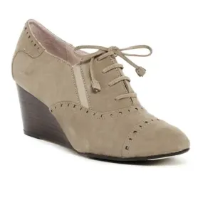 TARYN ROSE Women's •Katri• Lace-up Brogue Wedge TARYN ROSE Women's •Katri• Lace-up Brogue Wedge